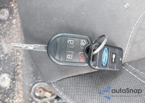 2015 Ford Fiesta Se z USA, uszkodzony, nr VIN 3FADP4BJXFM218744